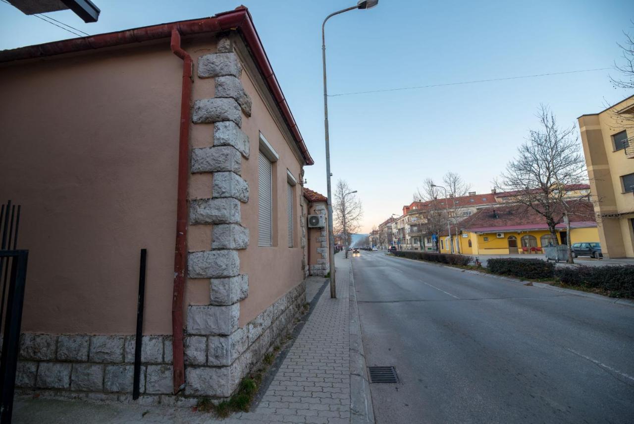 Hostel Evropa Nikšić 외부 사진