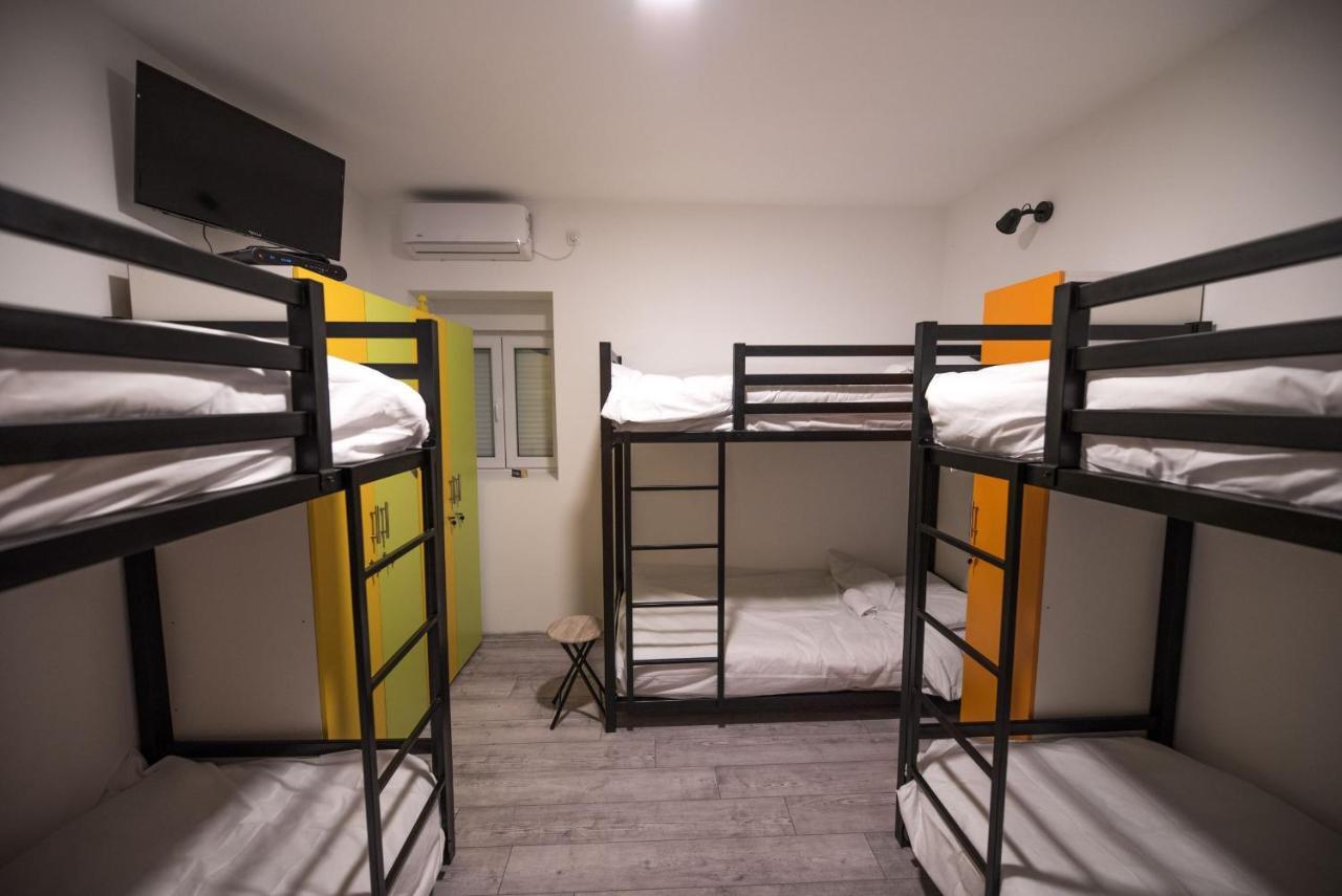 Hostel Evropa Nikšić 외부 사진